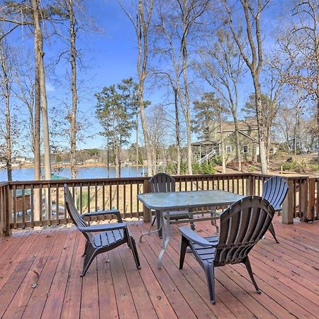 Lakefront Sparta Cottage With Decks And Boat Dock ภายนอก รูปภาพ