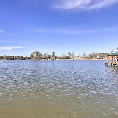 Lakefront Sparta Cottage With Decks And Boat Dock ภายนอก รูปภาพ